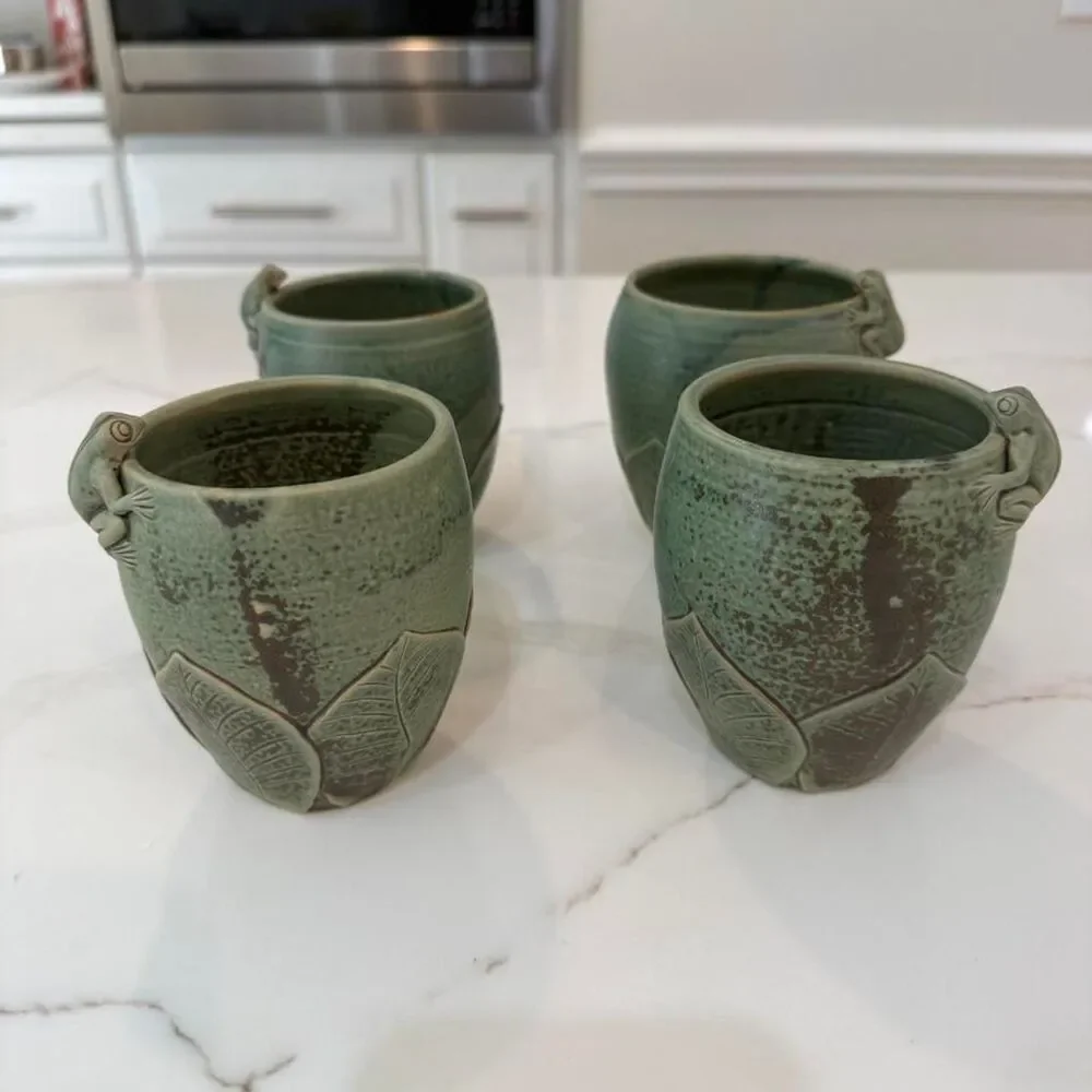 4x Green handmade ceramic frog cups